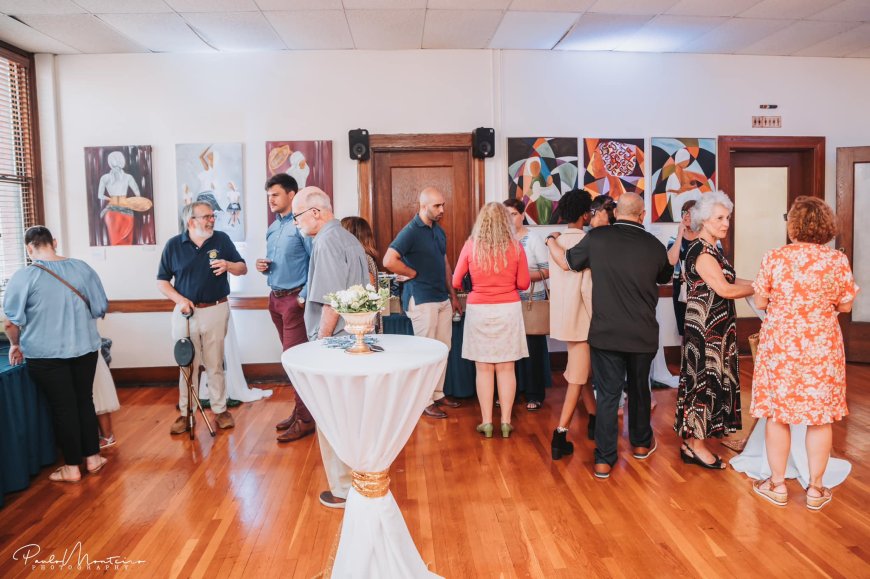 Artist Eufémia Reis holds a painting exhibition at the Consulate of Portugal in New Bedford