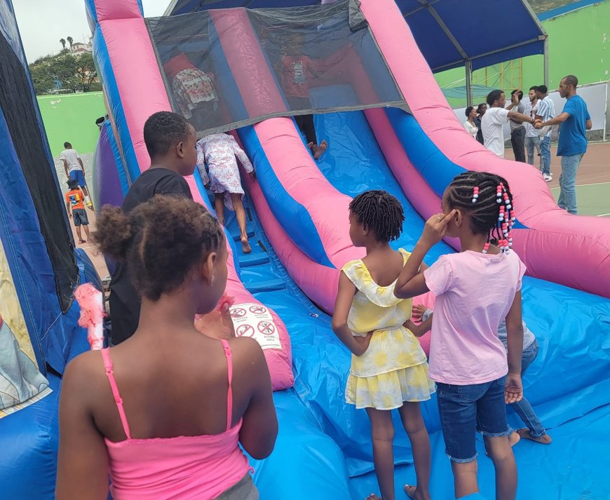 Tarde de alegria para crianças de Nossa Senhora do Monte na Brava em comemoração ao dia de Nossa Senhora da Graça