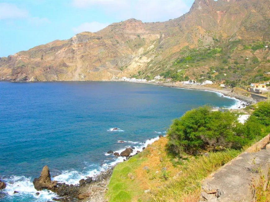 Elevated levels of fluoride found in drinking water from Ilha Brava, Cape Verde