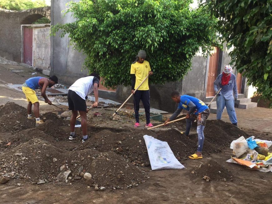 Cleaning in Furna: Brava City Council and community join forces to leave Pedestrian Street spotless