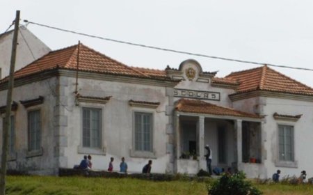The shameful inaction of emigrants, former students, directors and teachers of the Escola de Nossa Senhora do Monte - We must not wait for the State. Unity can make a difference.