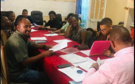 Newly arrived teachers sign contracts in the Municipality - Celebration of Education and the new professional journey