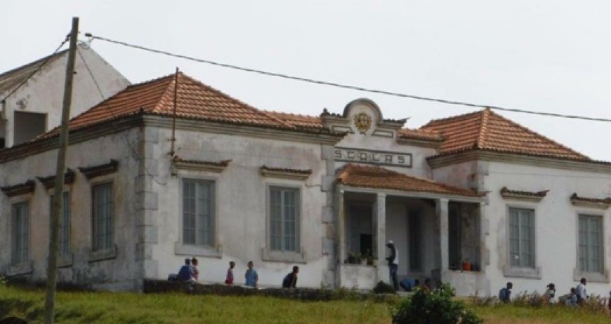 A vergonhosa Inação dos emigrantes, antigos alunos, directores e professores da Escola de Nossa Senhora do Monte - Não devemos esperar pelo Estado. A unidade pode fazer a diferença.