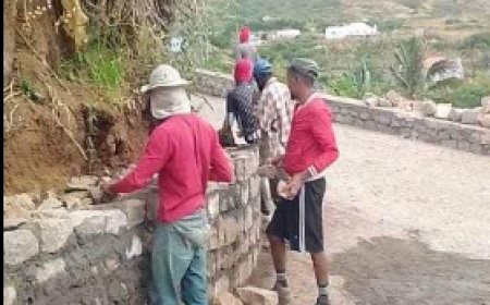 CMB starts rebuilding walls on roads damaged by rain with government support