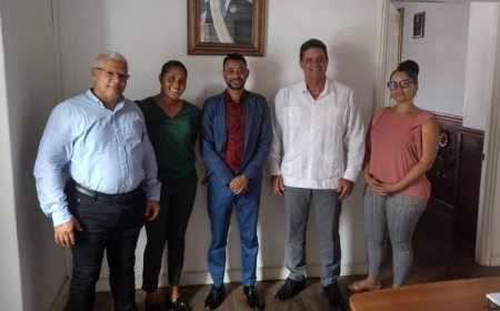 Câmara Municipal da Brava recebe visita histórica do Embaixador de Cuba em Cabo Verde, Turcios López