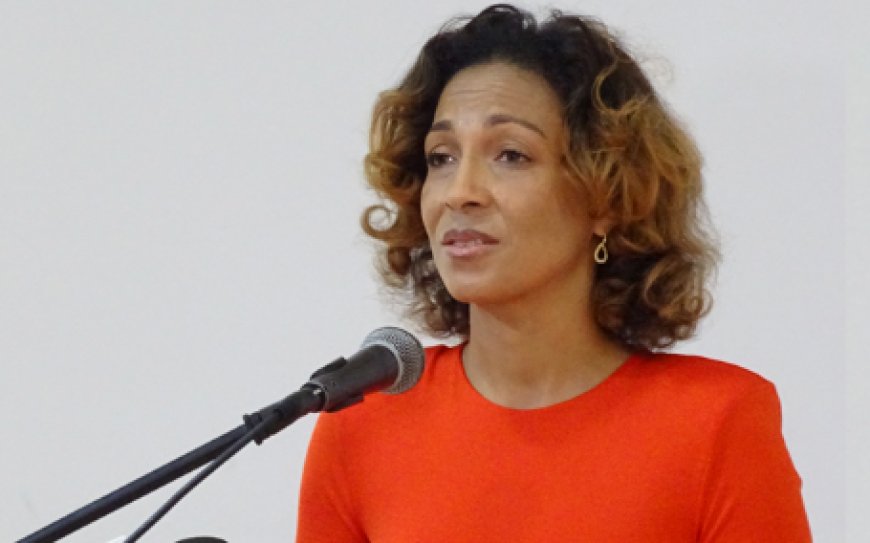 Cape Verde is not a country for amateurs: Ethical and legal challenges in politics - A look at the case of the “professional” first lady