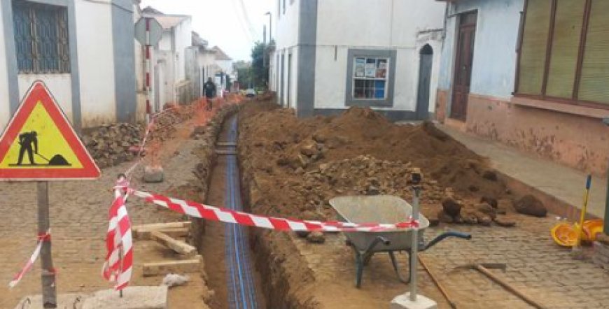 Residents of Rua da Cultura complain about the delay in work being carried out in the area