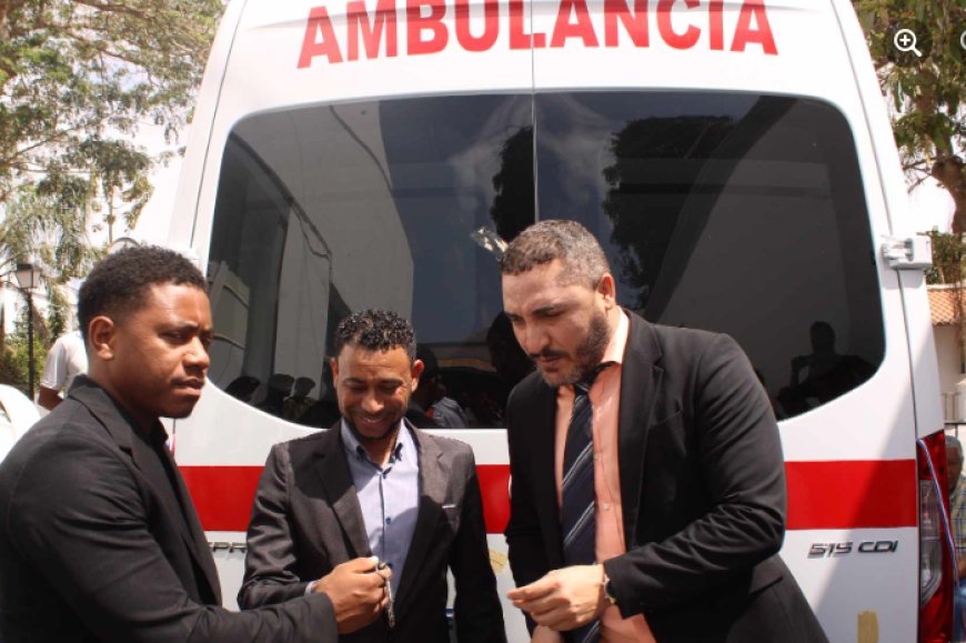 Health Department receives an ambulance costing more than 9 thousand contos.
