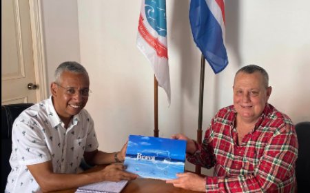 Cuban Doctor Noel Alexander Fernandez Rodriguez Leaves Brava After 2 and a Half Years of Service