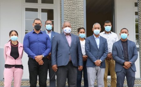 Vale lembrar: Novo Centro de Saúde da Brava na agenda do Ministro Arlindo do Rosário (2022)