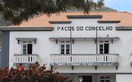 The management of the former Mayor of Brava Francisco Tavares and the complicit silence of the PAICV on the island of Brava