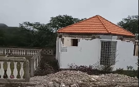 Pais e Encarregados de Educação de Cachaço indignados com o abandono do jardim Local pela Câmara Municipal da Brava