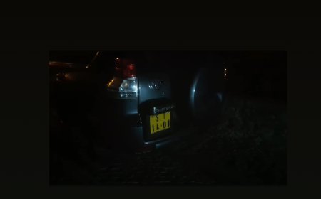 Viatura oficial da Câmara Municipal da Brava flagrado em campanha eleitoral durante a noite em Cova Rodela