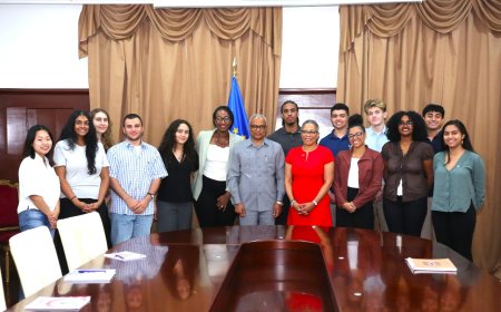 President of the Republic receives students from Brown University and highlights Cape Verde as a model of cultural miscegenation