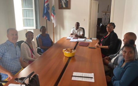 Brava Town Hall receives distinguished visit from the Kelber family