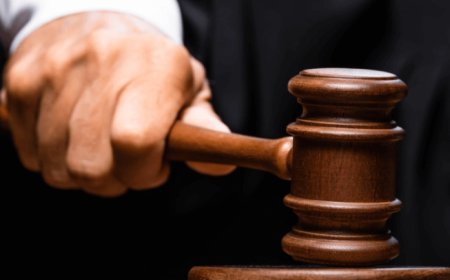 Publicação de anúncio de Divorcio, a pedido de Carlos A. Fermino