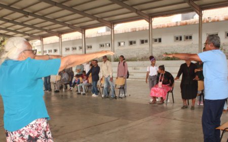 Sports activities for the elderly" project brings together students and the elderly to promote intergenerationality