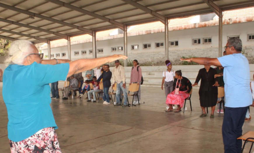 Sports activities for the elderly" project brings together students and the elderly to promote intergenerationality