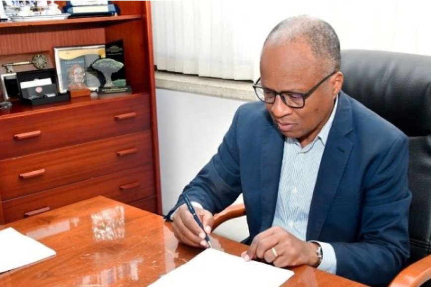 Prime Minister signs Plan of Positions, Functions and Remunerations for ...