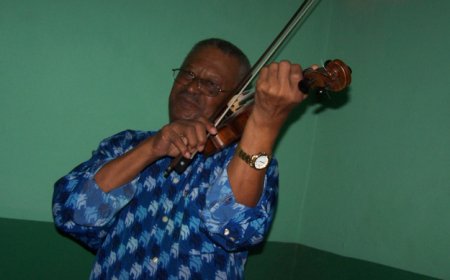 Tribute to Manuel Fortes, Nho Becha, excellent violin player