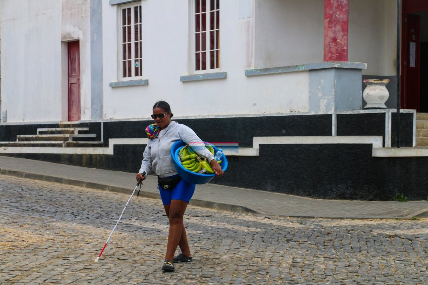 Sheila, a Guerreira das Bananas da Ilha Djabraba