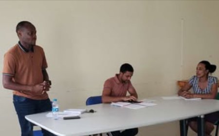 Fishing professionals question the absence of government representatives on the island