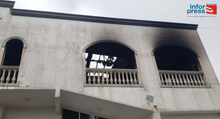 Governo conclui apoio a famílias afectadas por incêndio no Centro Comercial de Nova Sintra