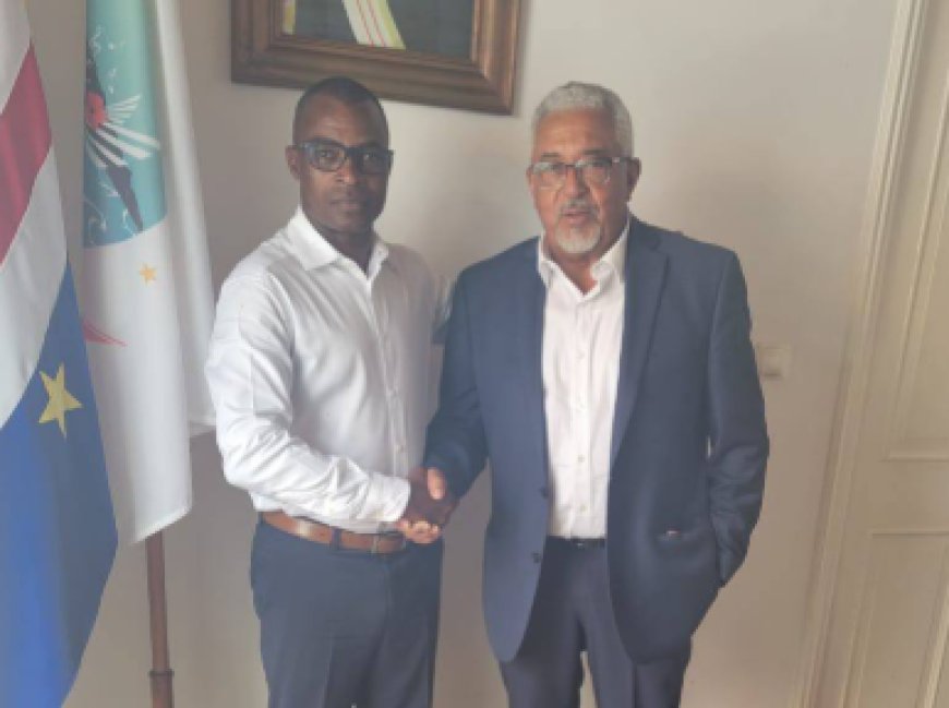 Diálogo de alto nível no encontro entre Presidente da CMB Amândio Brito Ex-autarca Orlando Balla