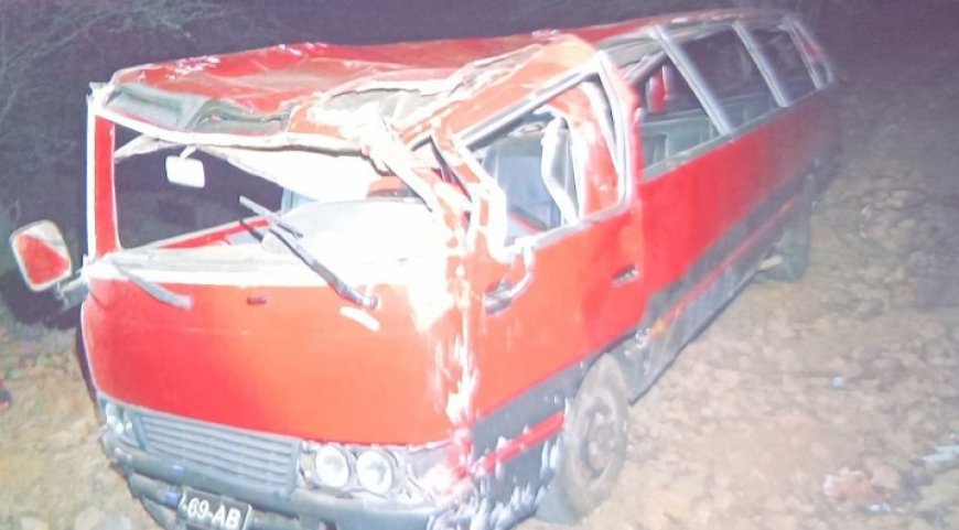 São Filipe: Autocarro de transporte escolar capota perto de Lacacã e provoca oito feridos