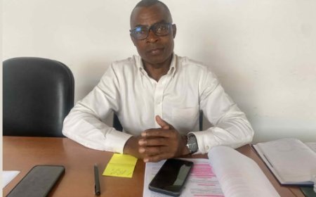 Mayor says isolation hinders the island's economic development