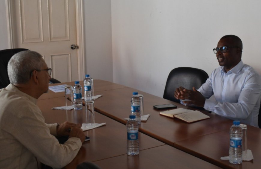 Ex-Presidente Jorge Carlos Fonseca  conversa sobre desafios cruciais da Ilha Brava num encontro com o edil Amandio Brito