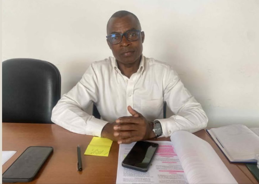 Mayor says isolation hinders the island's economic development