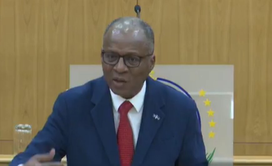 Primeiro-Ministro Ulisses Correia e Silva anuncia a aquisição de  um barco para ligação Brava/Fogo/Brava