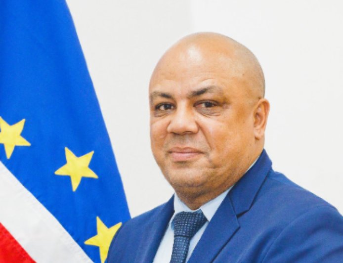 The Minister of Culture and Creative Industries will visit Brava Island between December 13th and 15th.