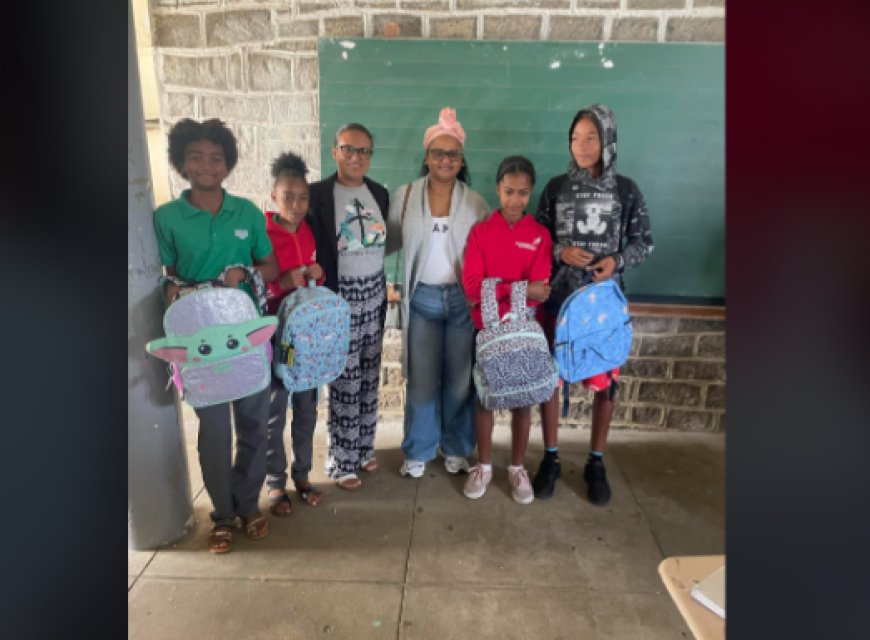 Brava: Emigrante Maria Fernandes oferece mochilas a alunos da Escola de Nossa Senhora do Monte