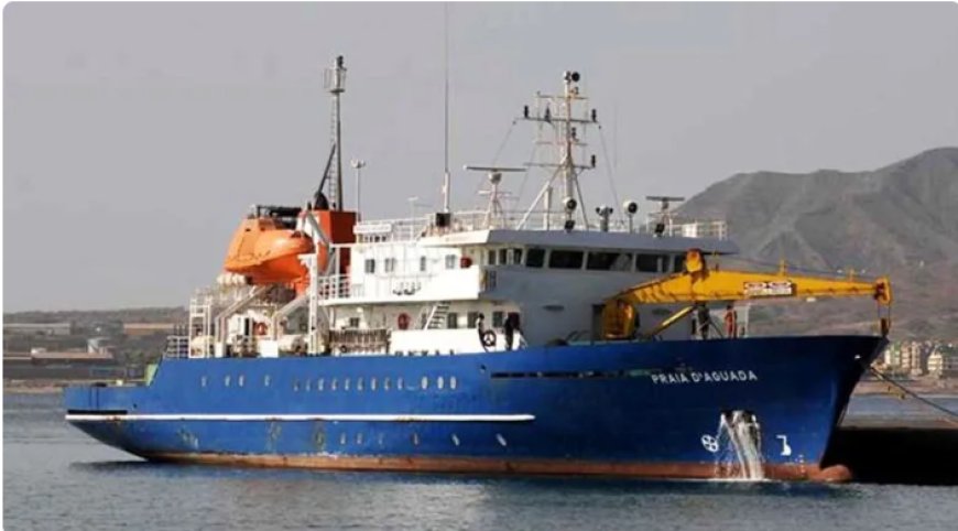 Ministro garante entrada em funcionamento do navio Praia d’Aguada em “curto espaço de tempo”