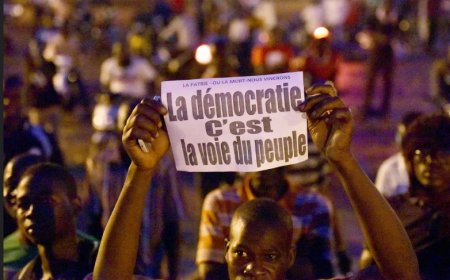 Cabo Verde Destaca-se como Exceção Democrática num Continente em Crise Institucional