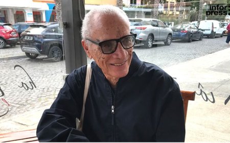 Professor Djick Oliveira prepares to hand over his literary legacy to the public