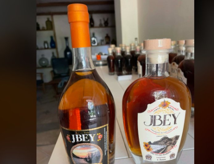 Grogue JBEY: more than a drink, a story rooted in the land, tradition, and soul of Brava.