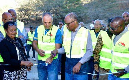 Prime Minister inaugurates crushing plant on Brava island and highlights commitment to private investment