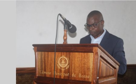 Presidente da câmara municipal esclarece aplicação do novo PCFR e reage ao descontentamento de funcionários