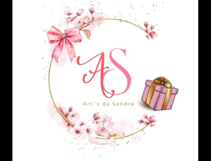 Sandra Andrade brings creativity to São Filipe with the "Arte da Sandra" brand