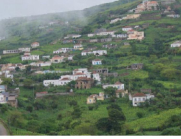 Moradores de parte da Freguesia de Nossa Senhora do Monte denunciam falhas na rede móvel e internet