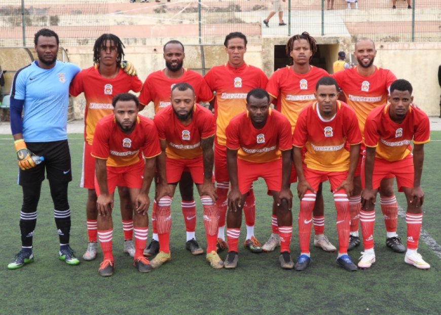 Campeonato/Brava: Jogos disputados terminaram empatados a uma bola, aumentando a incerteza e a competitividade da prova.