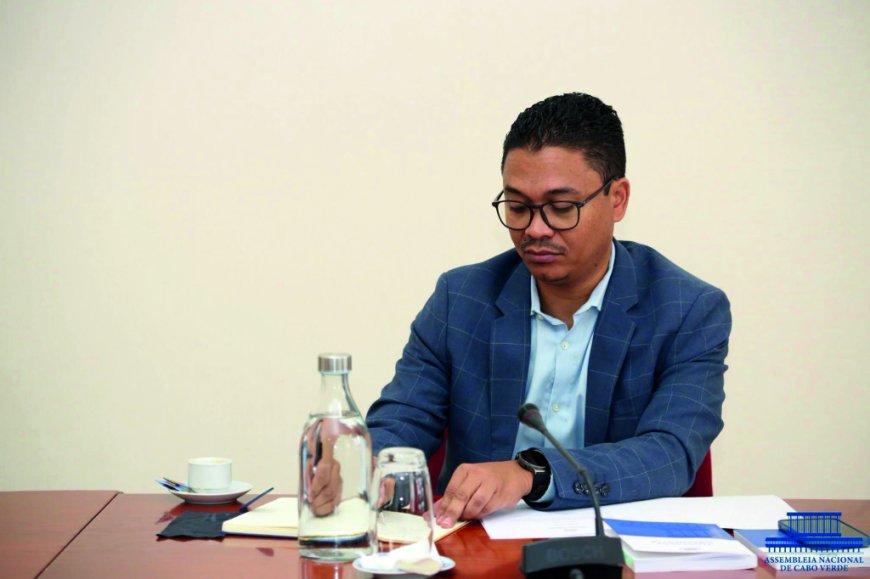 Uma narrativa, por mais bem elaborada que seja, não governa um país — Luís Carlos Silva, líder parlamentar do MpD, sobre o programa do Governo