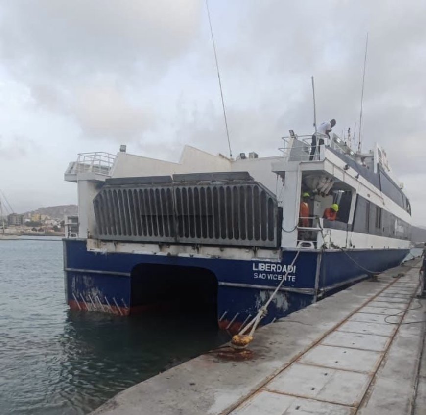 Após anunciar retoma CV Interilhas volta a interromper operação do navio Liberdadi