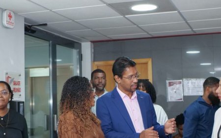 Ministro Clóvis Silva visita Serviços dos Registos, Notariado e Identificação